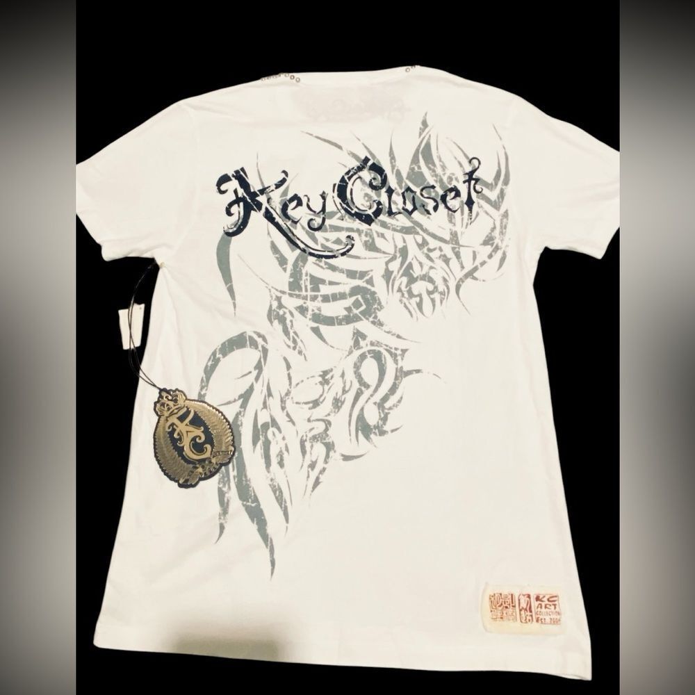 Men’s Key Closet Lionhead with wings & cross white t-shirt | couture NWT size S. - Picture 4 of 14